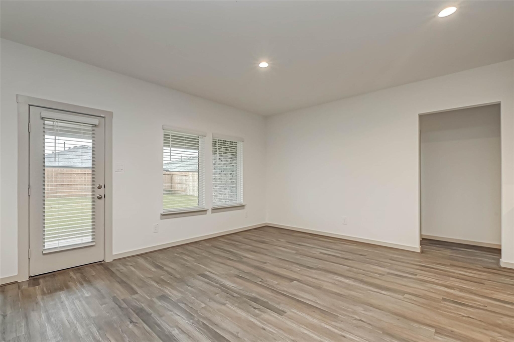 3418 Lake Landing Ln - Photo 12