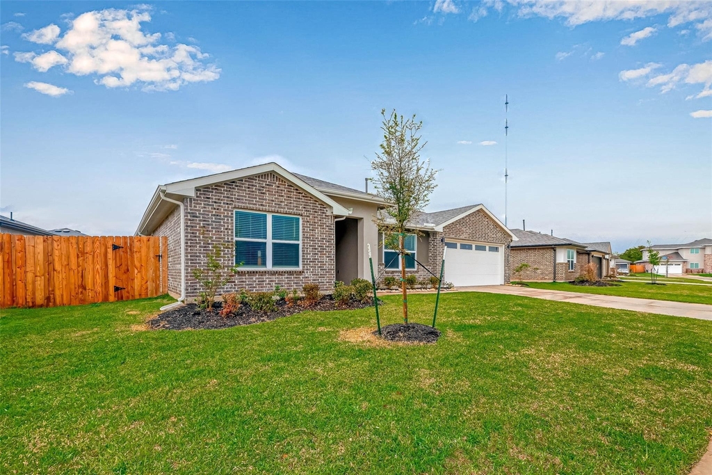3418 Lake Landing Ln - Photo 1
