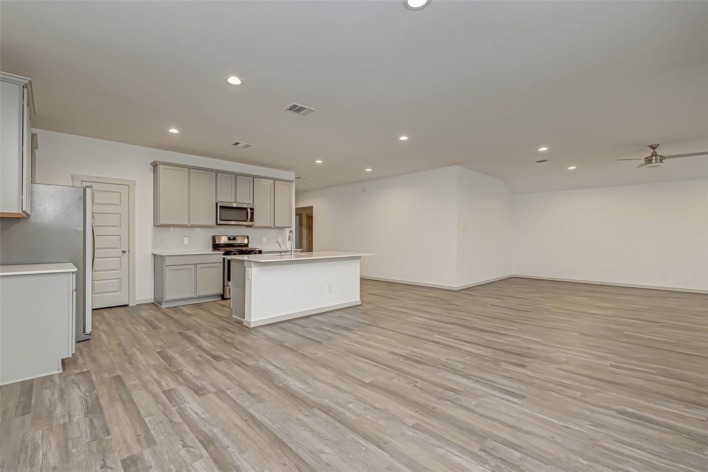 3418 Lake Landing Ln - Photo 18