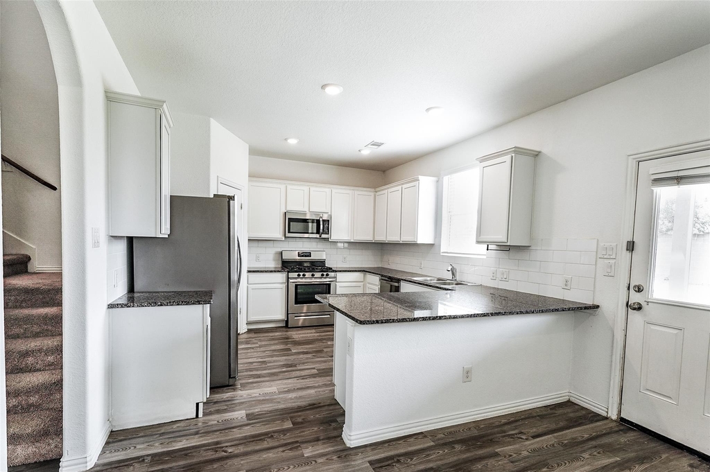 9011 Beacon Mill Drive - Photo 9