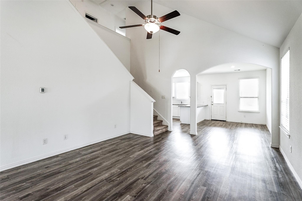 9011 Beacon Mill Drive - Photo 4