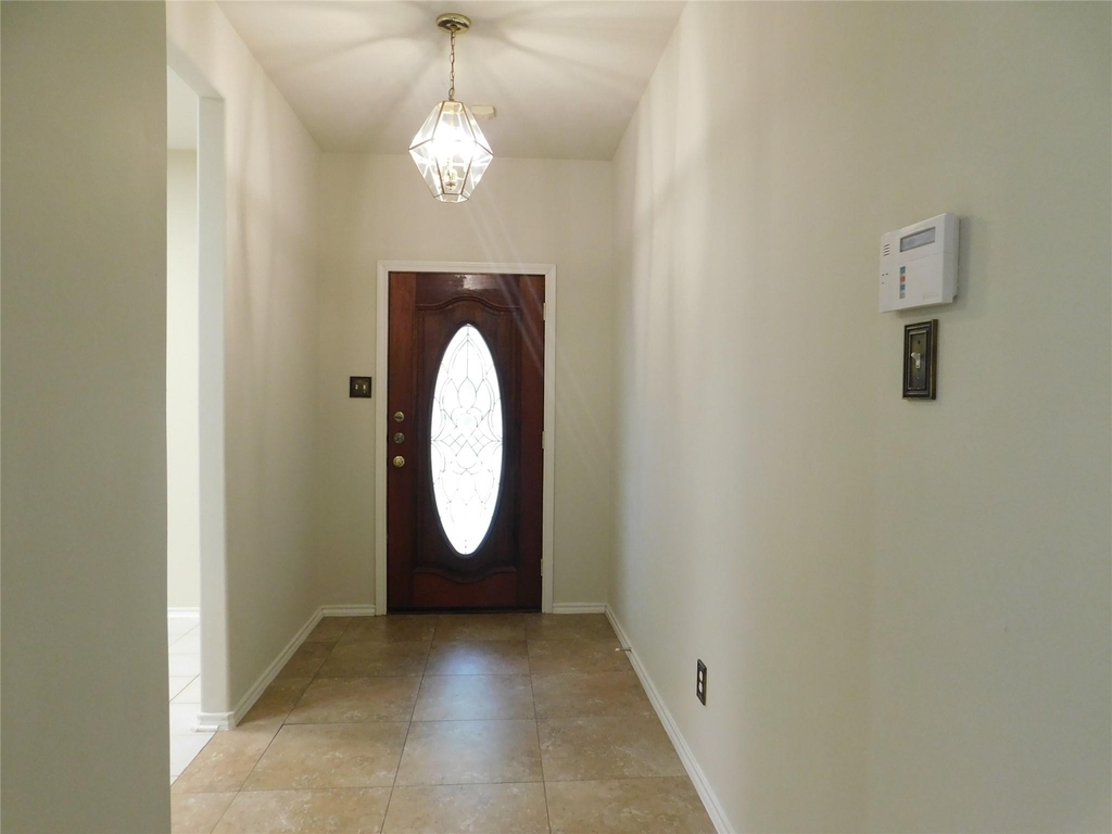 3014 Aylesworth Court - Photo 2