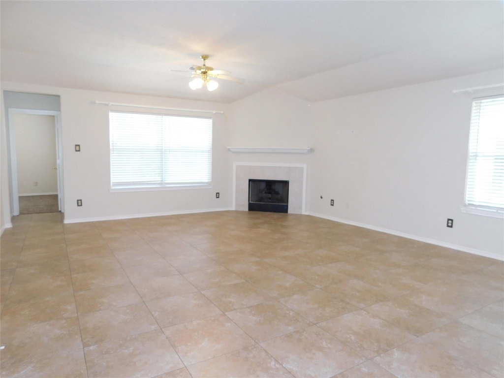 3014 Aylesworth Court - Photo 5