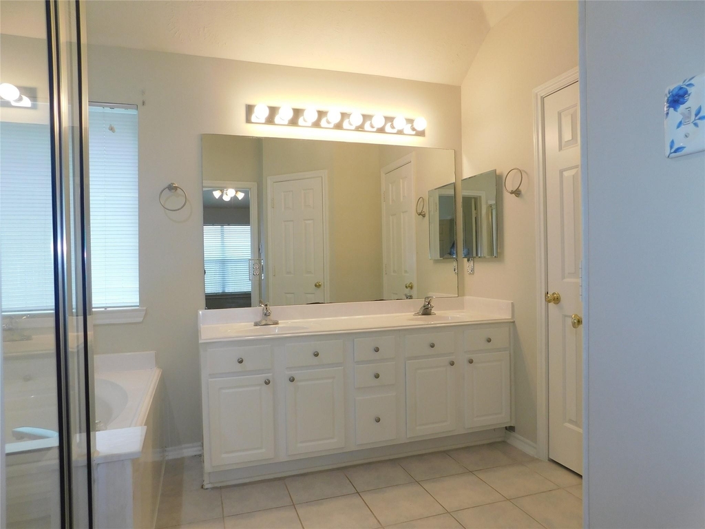 3014 Aylesworth Court - Photo 8