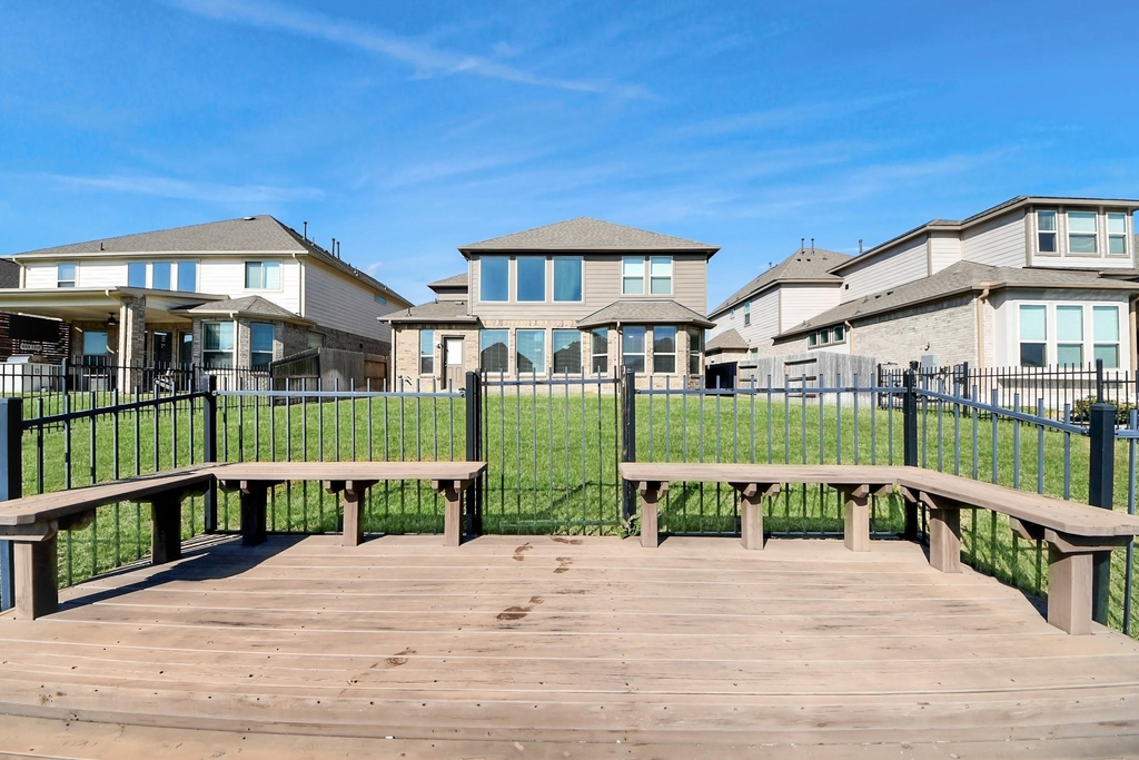 29482 Westhope Drive - Photo 3