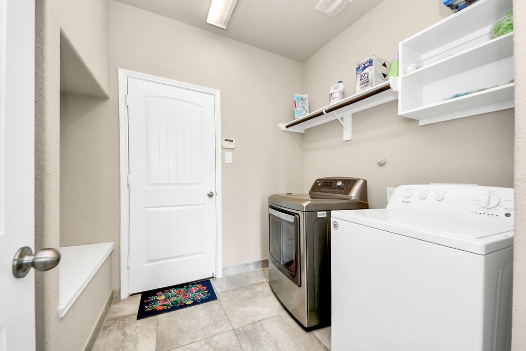29482 Westhope Drive - Photo 19
