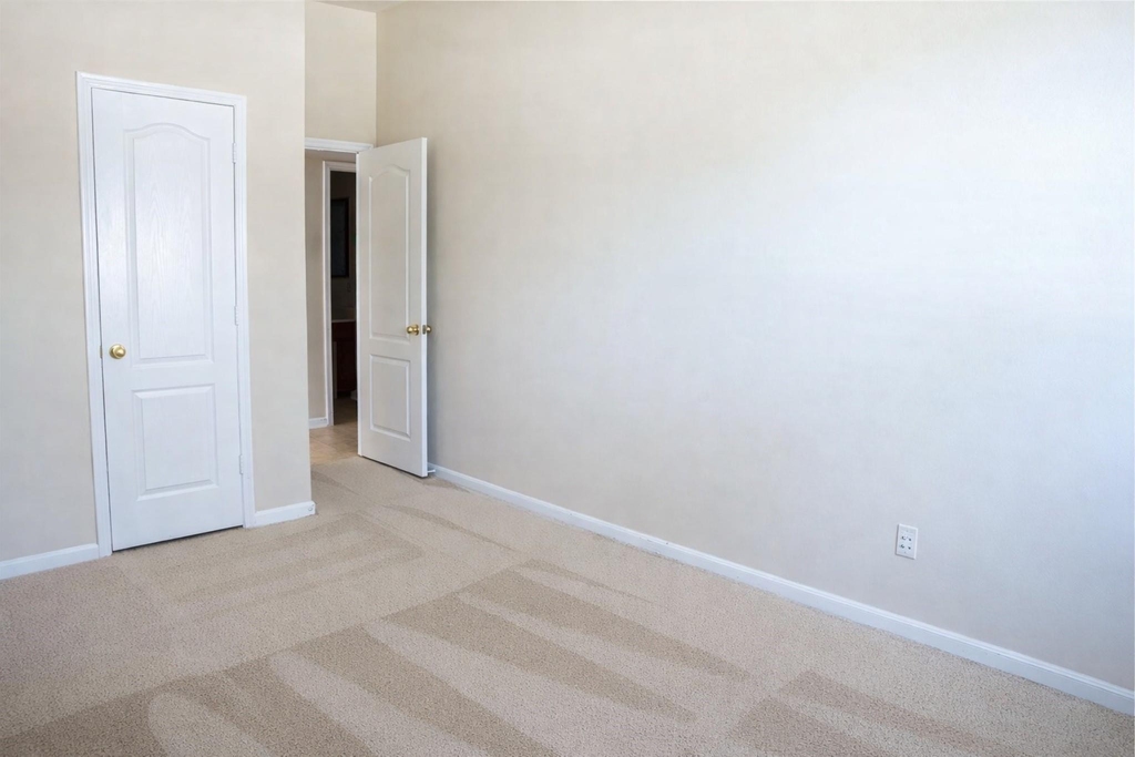 8515 Clarkman Ridge Lane - Photo 17