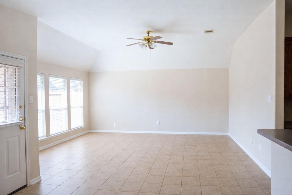 8515 Clarkman Ridge Lane - Photo 9