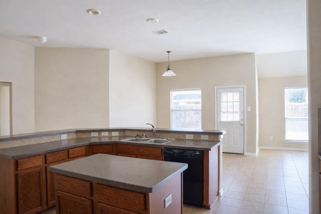 8515 Clarkman Ridge Lane - Photo 8