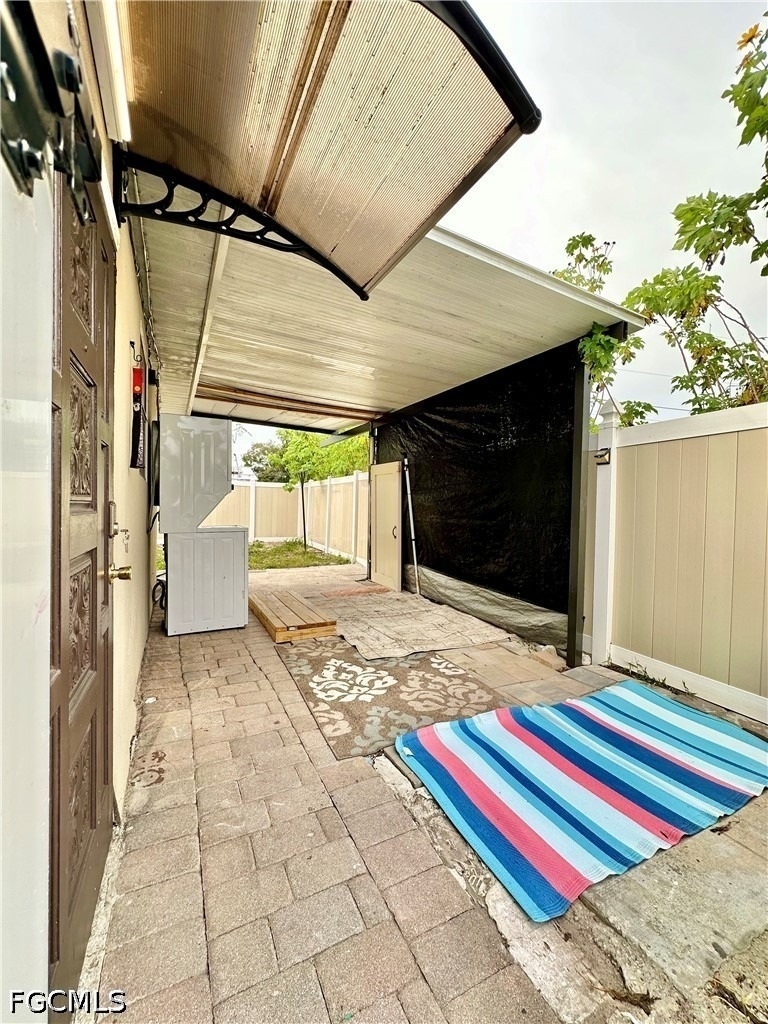 907 Laredo Avenue - Photo 3