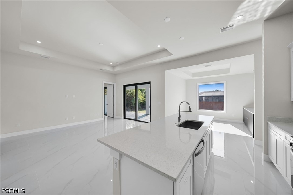 2913 14th Street W - Photo 6