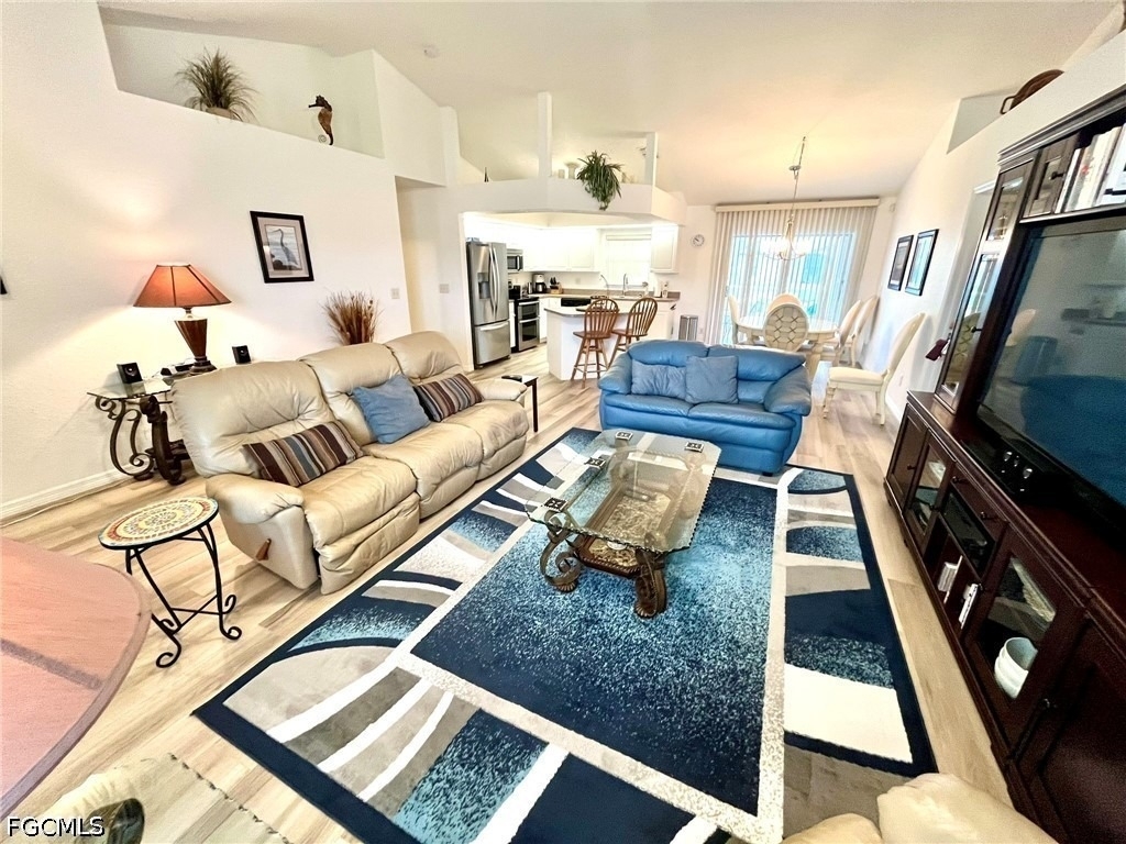 818 Sw 8th Place - Photo 4