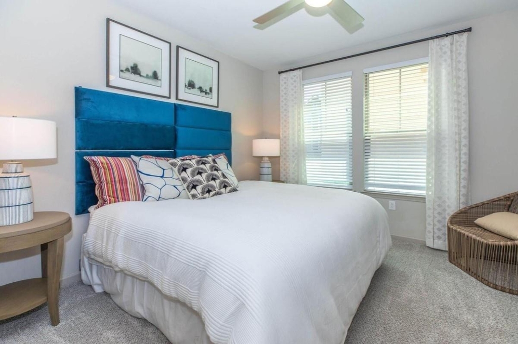 907 South Road - Photo 9