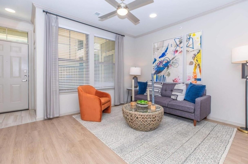 907 South Road - Photo 6