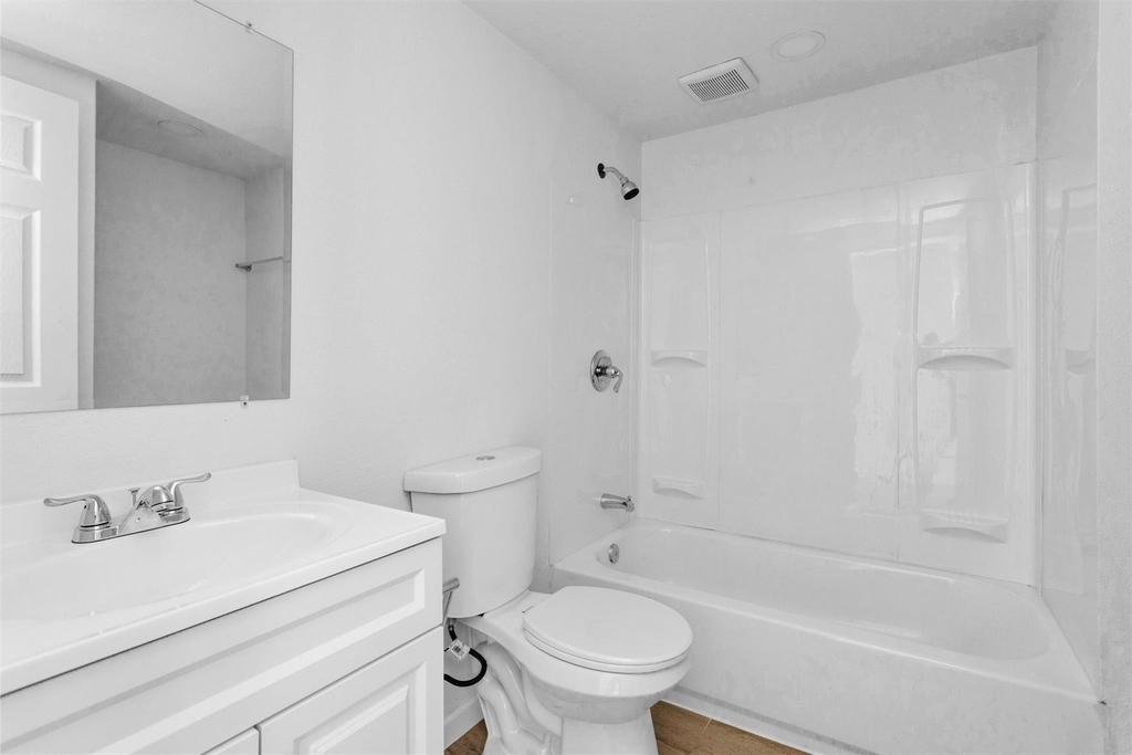 16016 Green Manor Unit B Drive - Photo 5