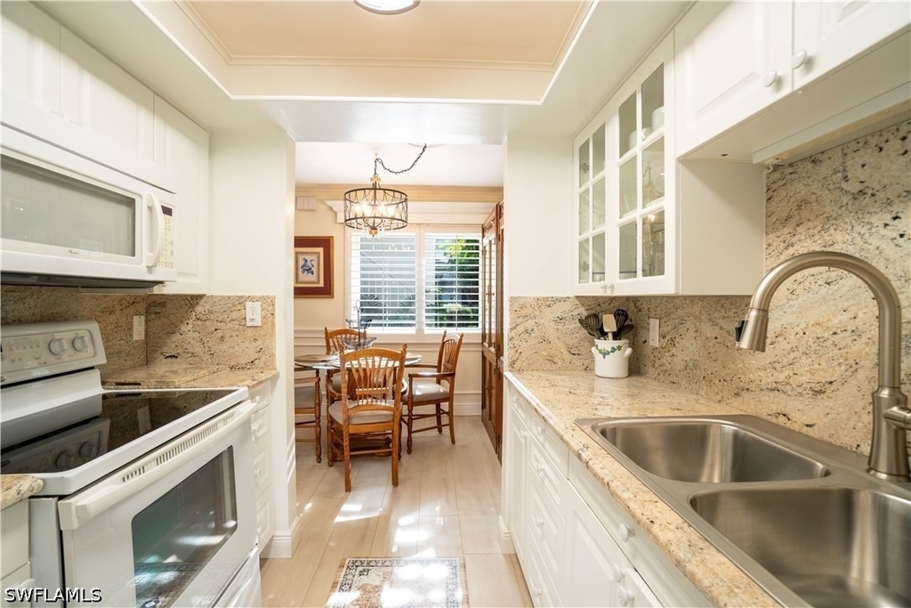 388 4th Avenue S - Photo 8