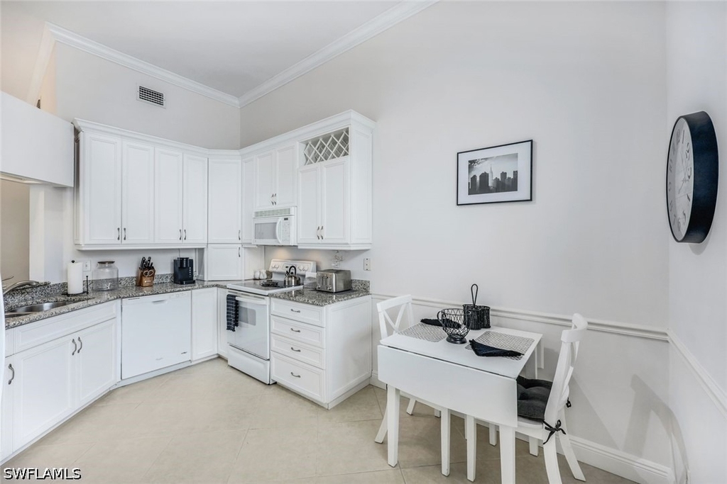 631 Beachwalk Circle - Photo 4