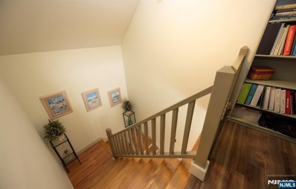 64 Hilltop - Photo 18