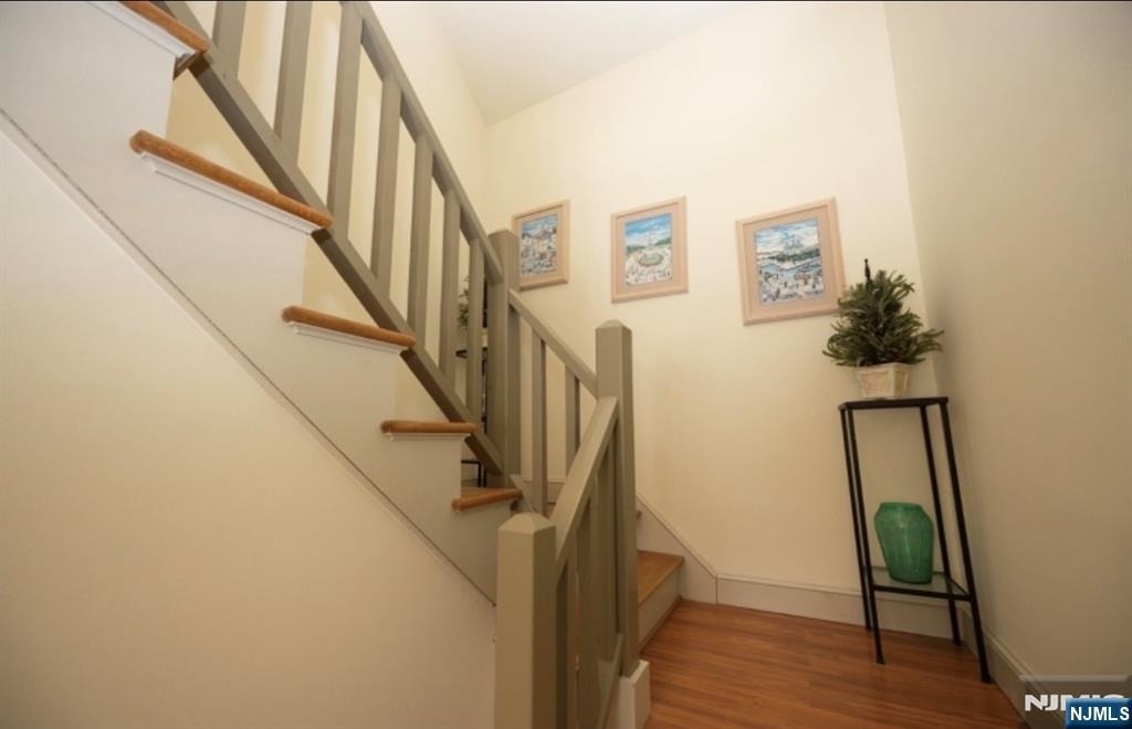 64 Hilltop - Photo 5