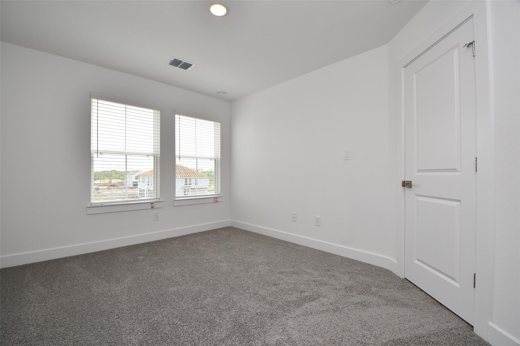 2209 Via Laura Lane - Photo 33