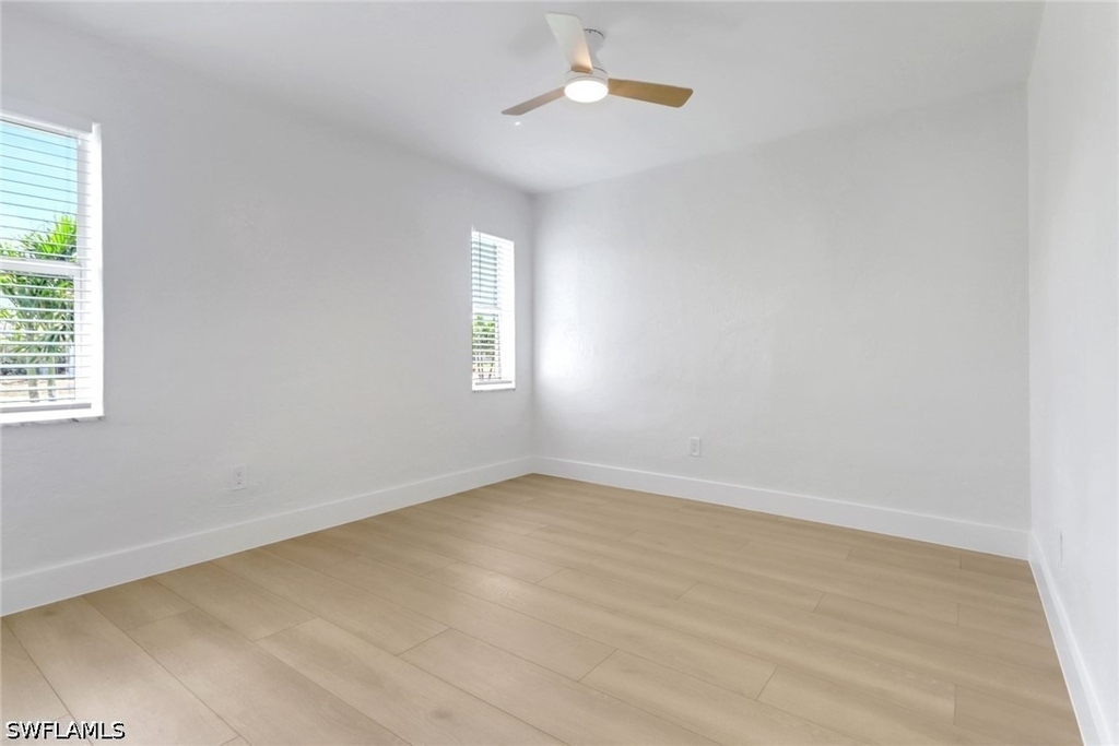 4525 Fluvia Avenue - Photo 18