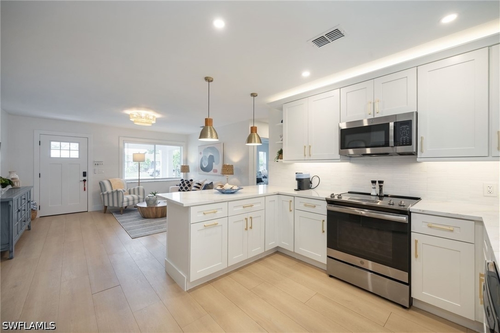 4525 Fluvia Avenue - Photo 11