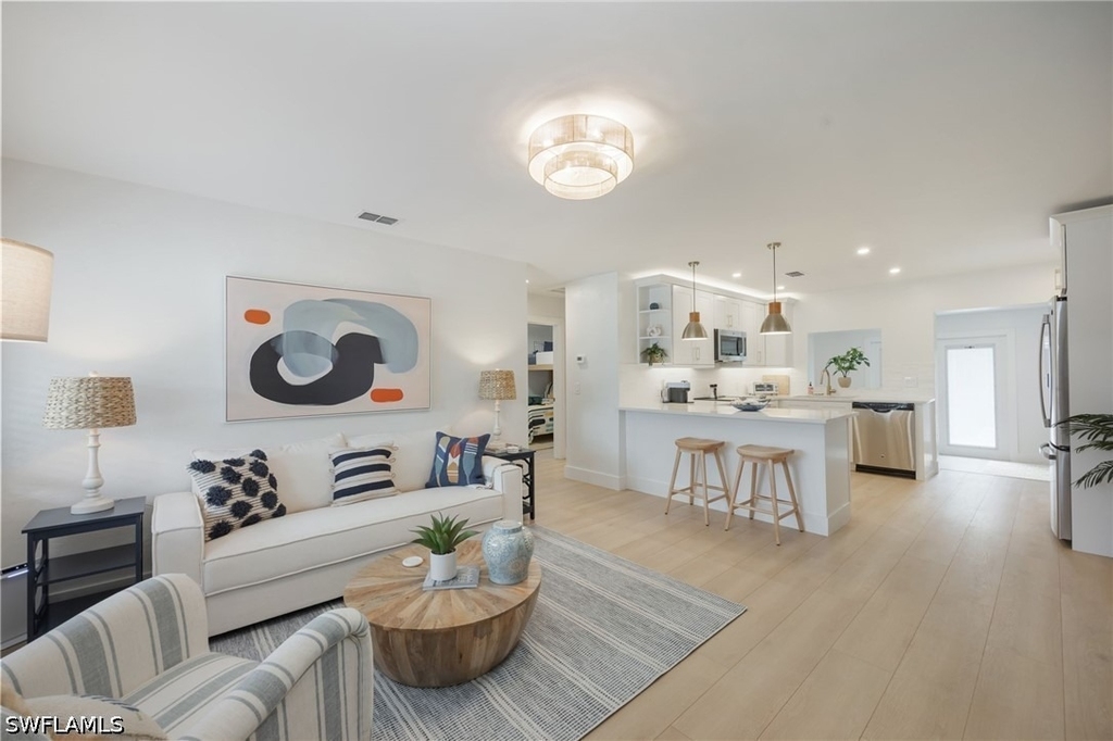 4525 Fluvia Avenue - Photo 2
