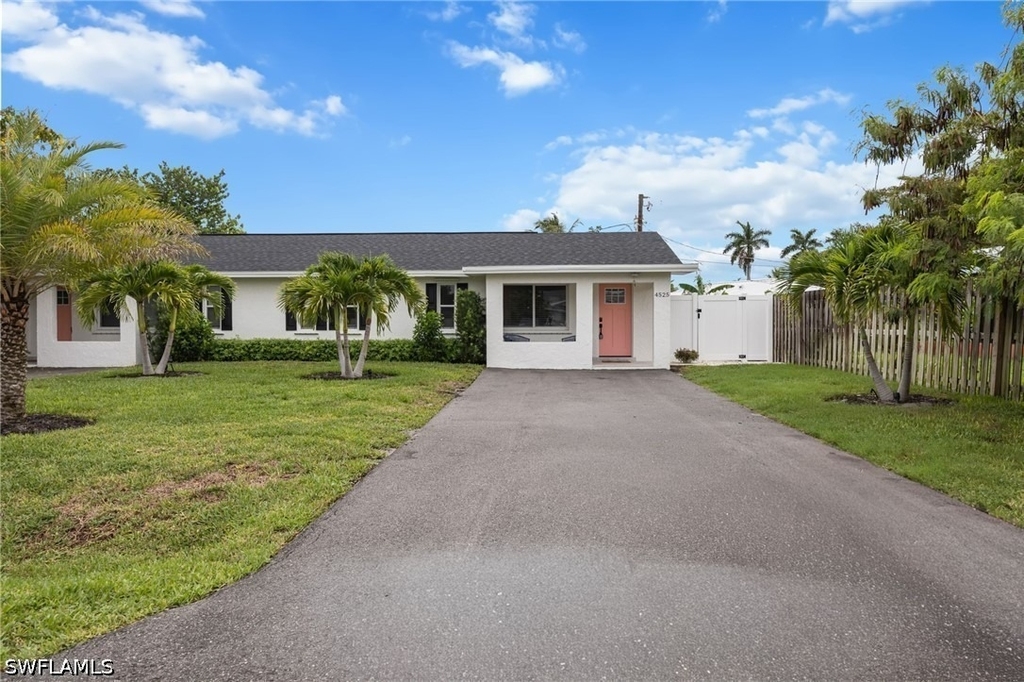 4525 Fluvia Avenue - Photo 3