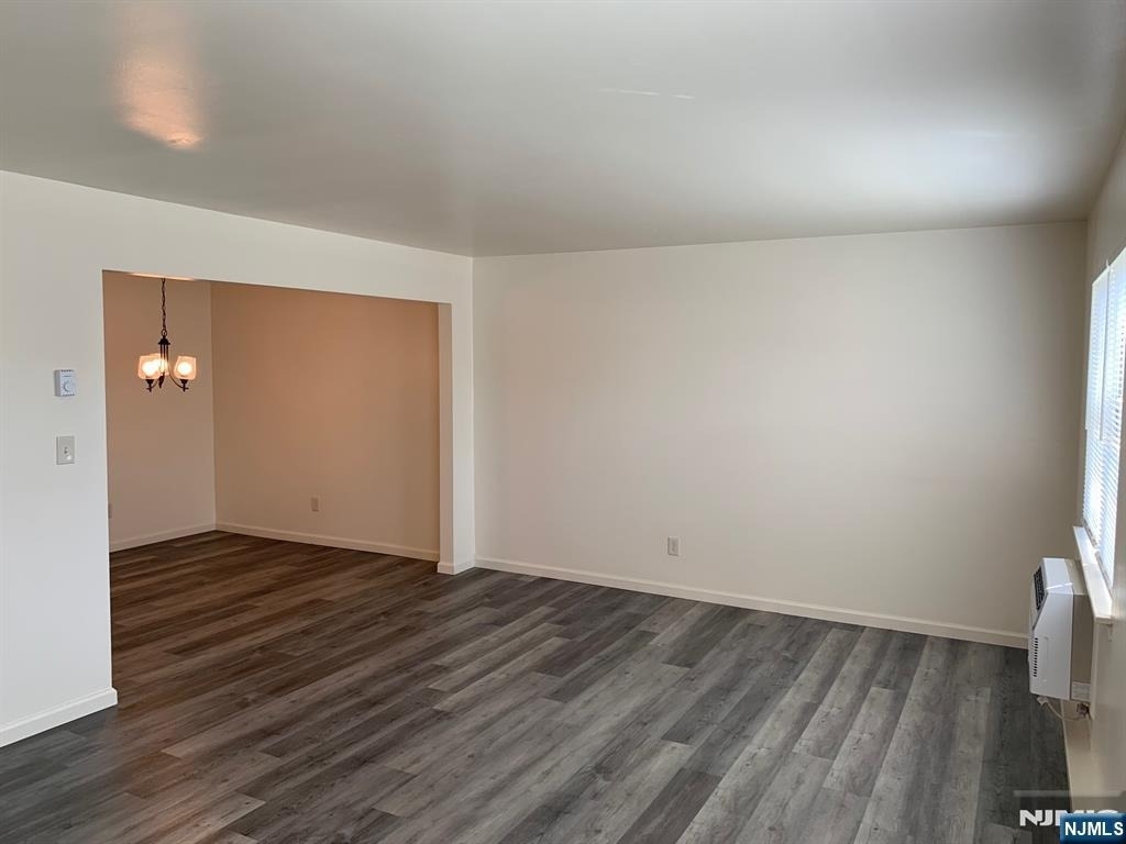60d Hawthorne - Photo 12