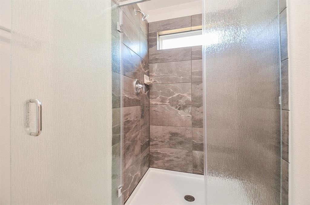 7402 Sunlit Harbor Dr - Photo 9