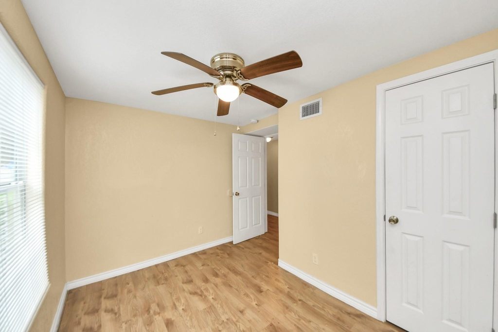 706 Harris Avenue - Photo 11