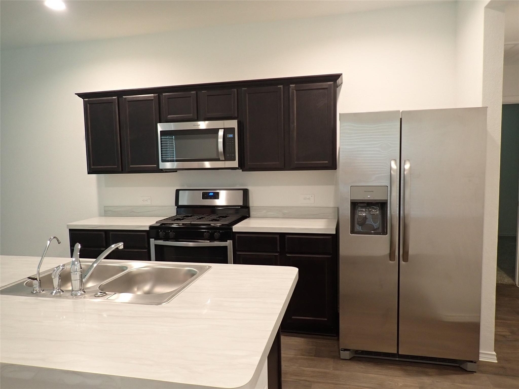 14986 Cypress Hollow Drive - Photo 7
