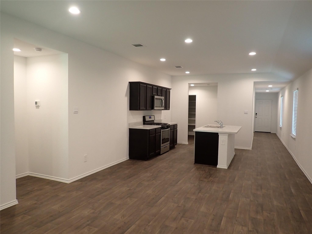 14986 Cypress Hollow Drive - Photo 5