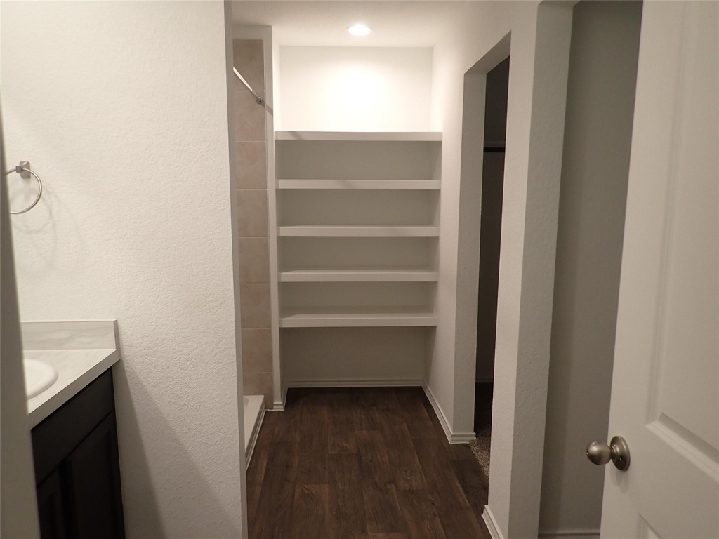 14986 Cypress Hollow Drive - Photo 4