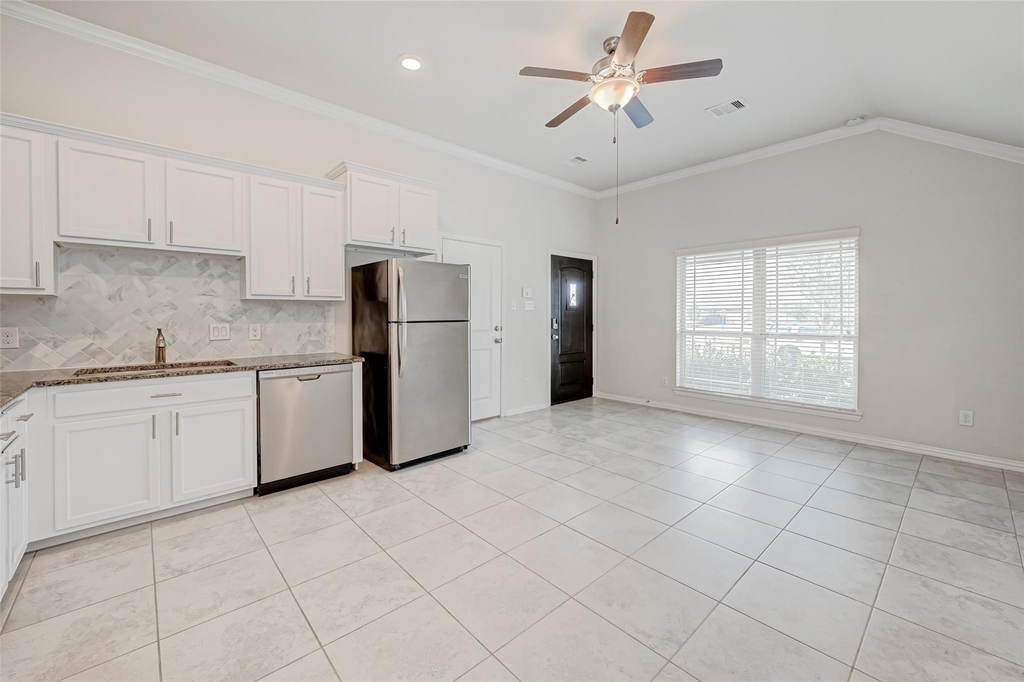 1003 Grey Dusk Court - Photo 29