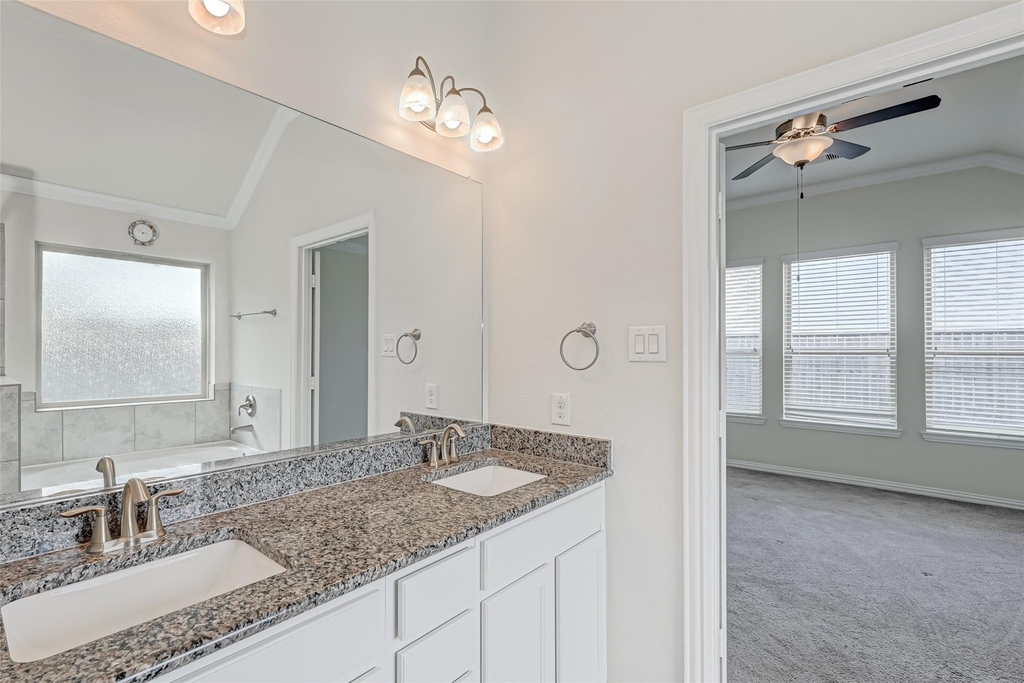 1003 Grey Dusk Court - Photo 21
