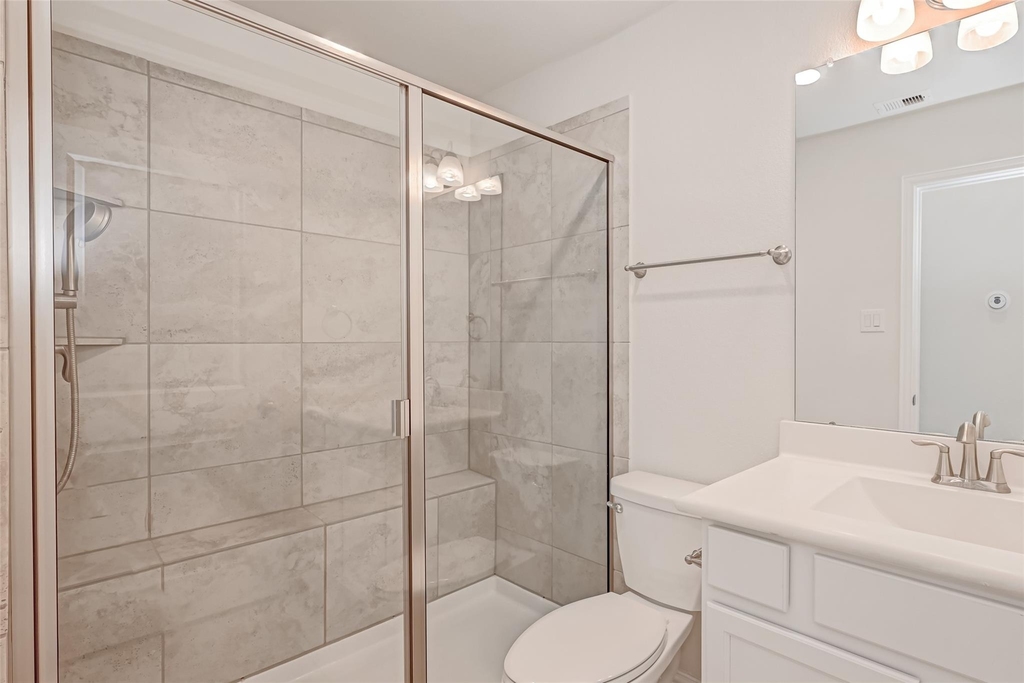 1003 Grey Dusk Court - Photo 32
