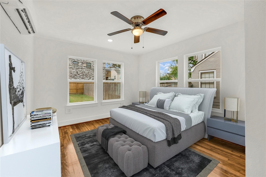 6620 Lawndale Street - Photo 2