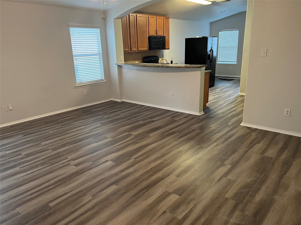 1907 Cold River Drive - Photo 6