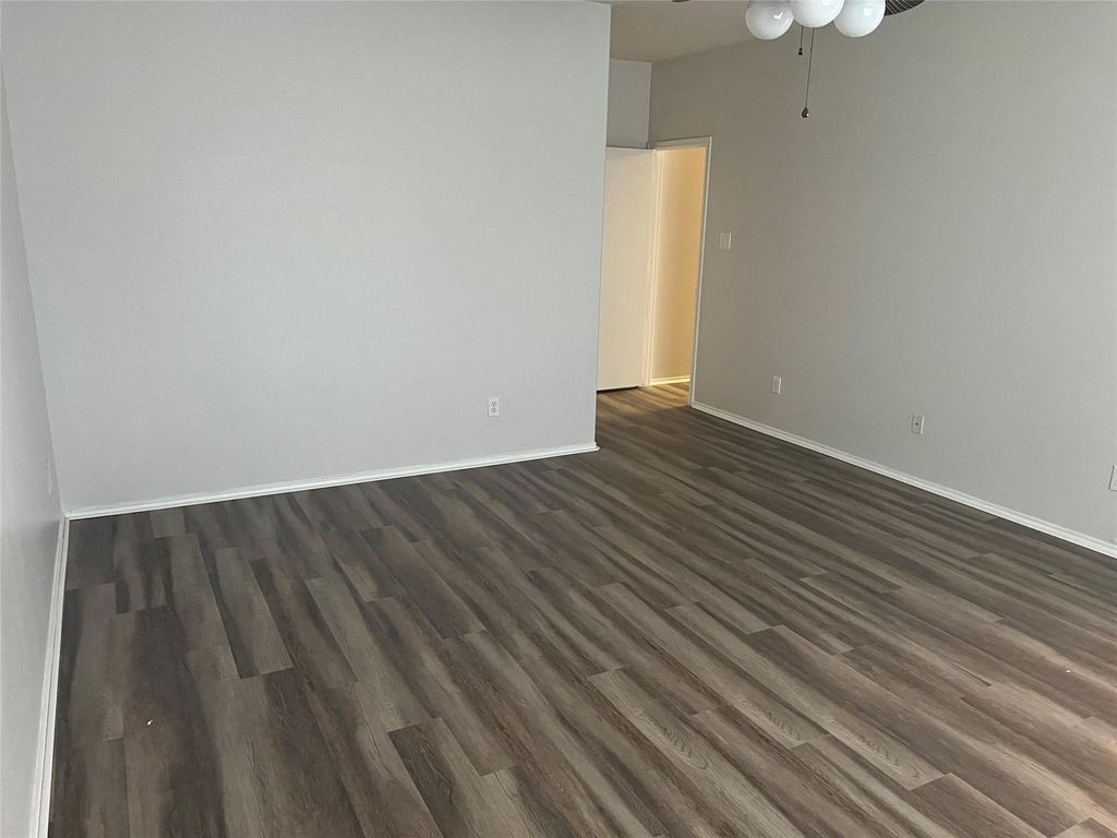 1907 Cold River Drive - Photo 17