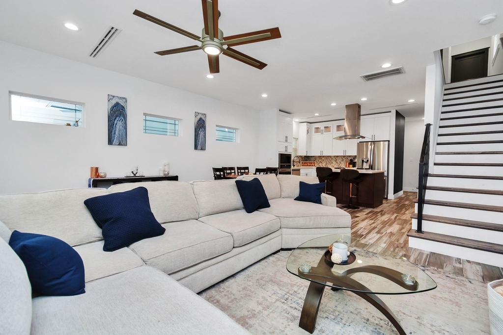4209 New Orleans Street - Photo 4
