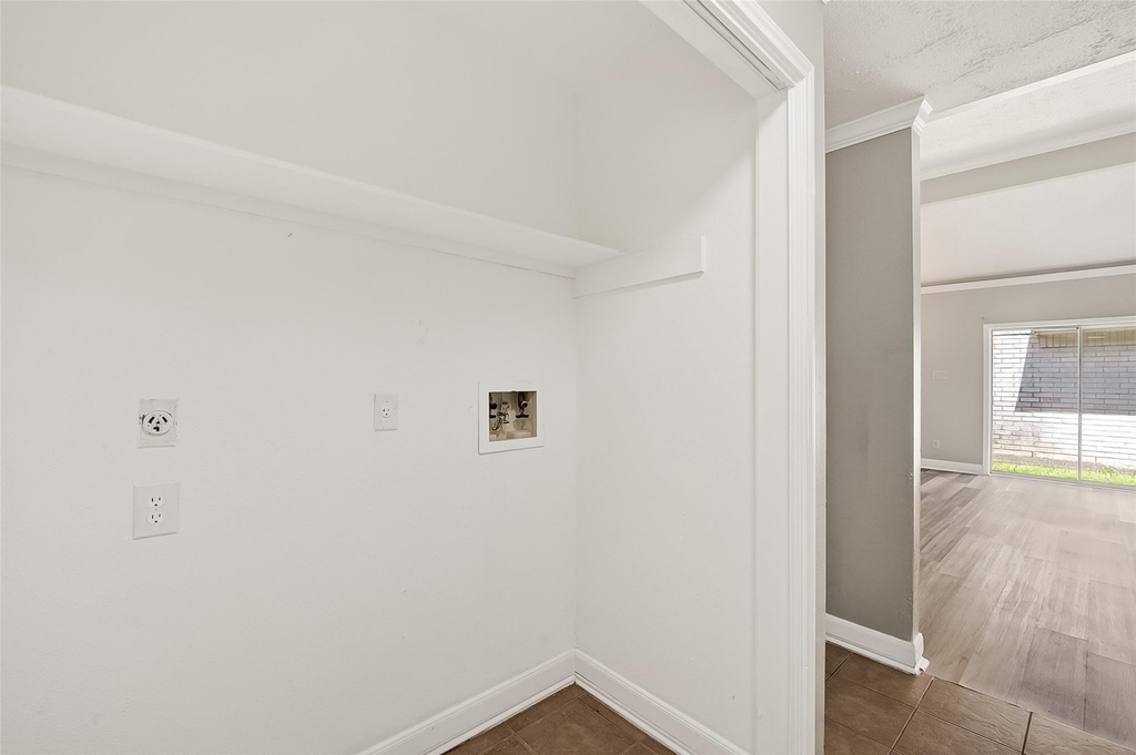12403 Meadow Ridge Dr - Photo 32