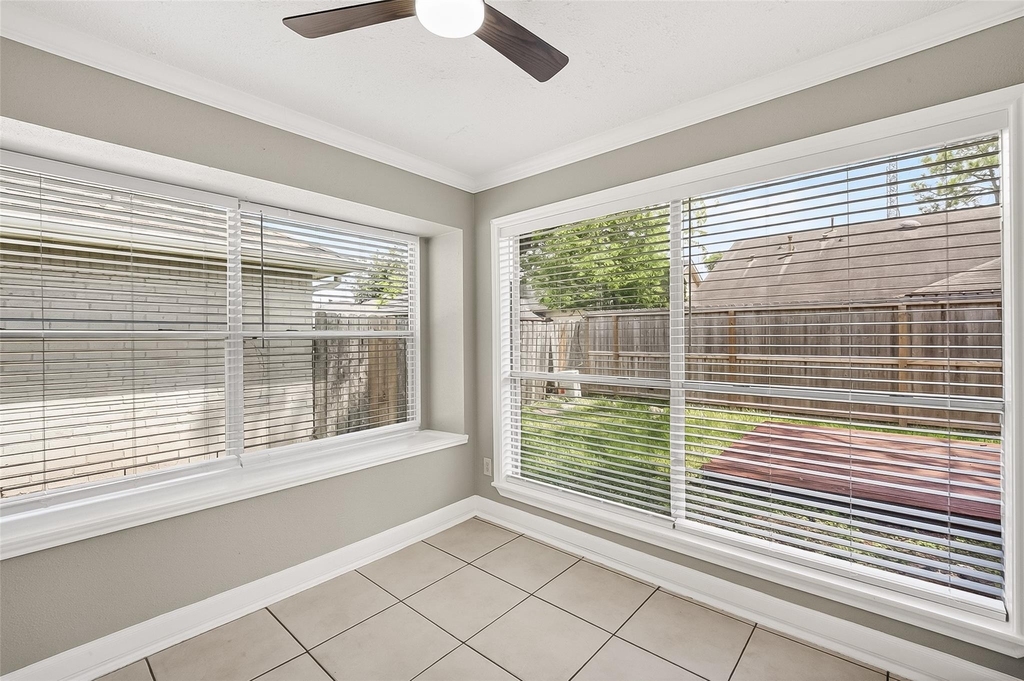 12403 Meadow Ridge Dr - Photo 19