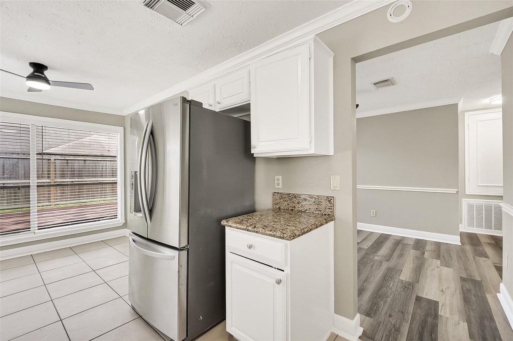 12403 Meadow Ridge Dr - Photo 14