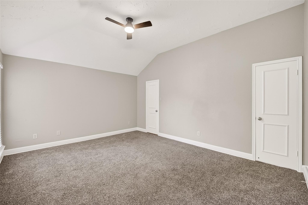 12403 Meadow Ridge Dr - Photo 21
