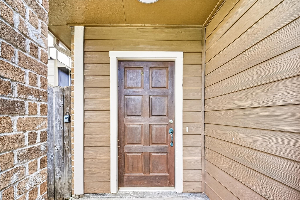 12403 Meadow Ridge Dr - Photo 4