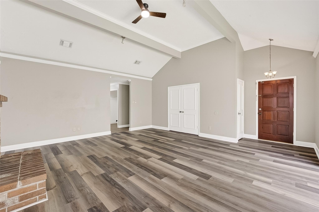 12403 Meadow Ridge Dr - Photo 6
