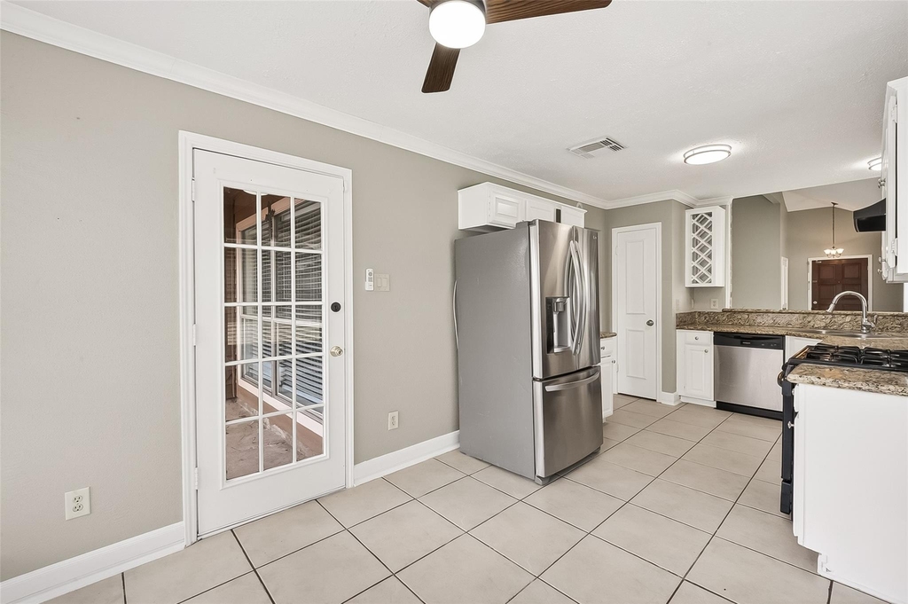 12403 Meadow Ridge Dr - Photo 17