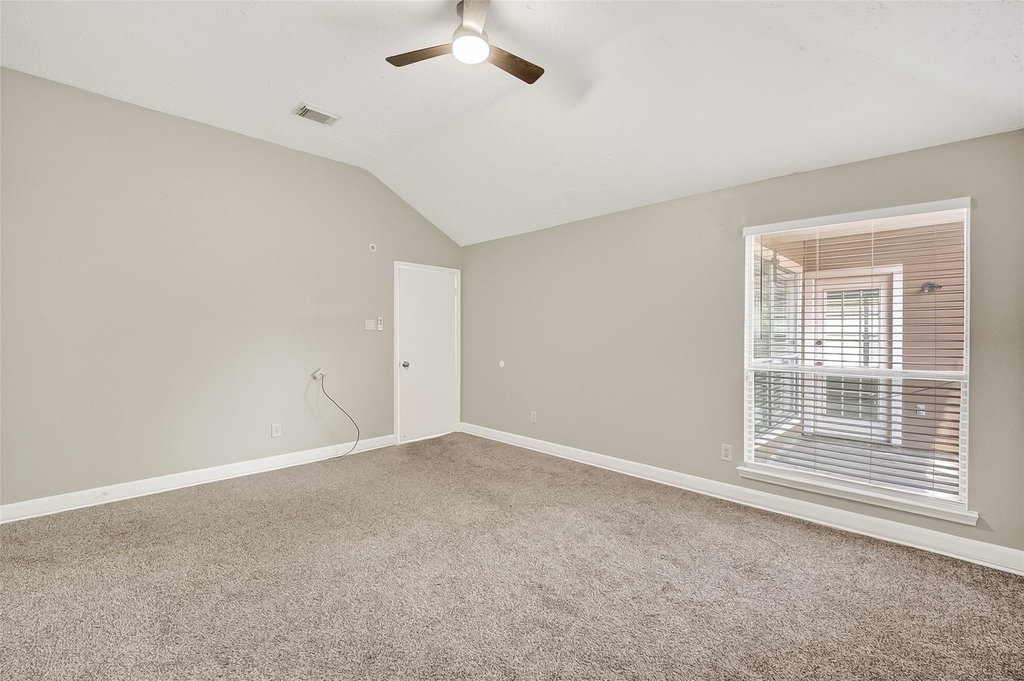 12403 Meadow Ridge Dr - Photo 23