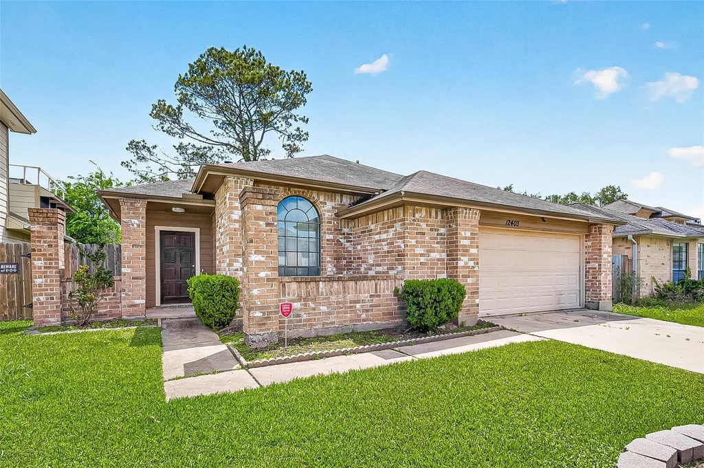 12403 Meadow Ridge Dr - Photo 3